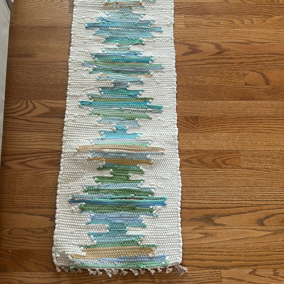 Woven Large Runner - Picture 1 of 12
